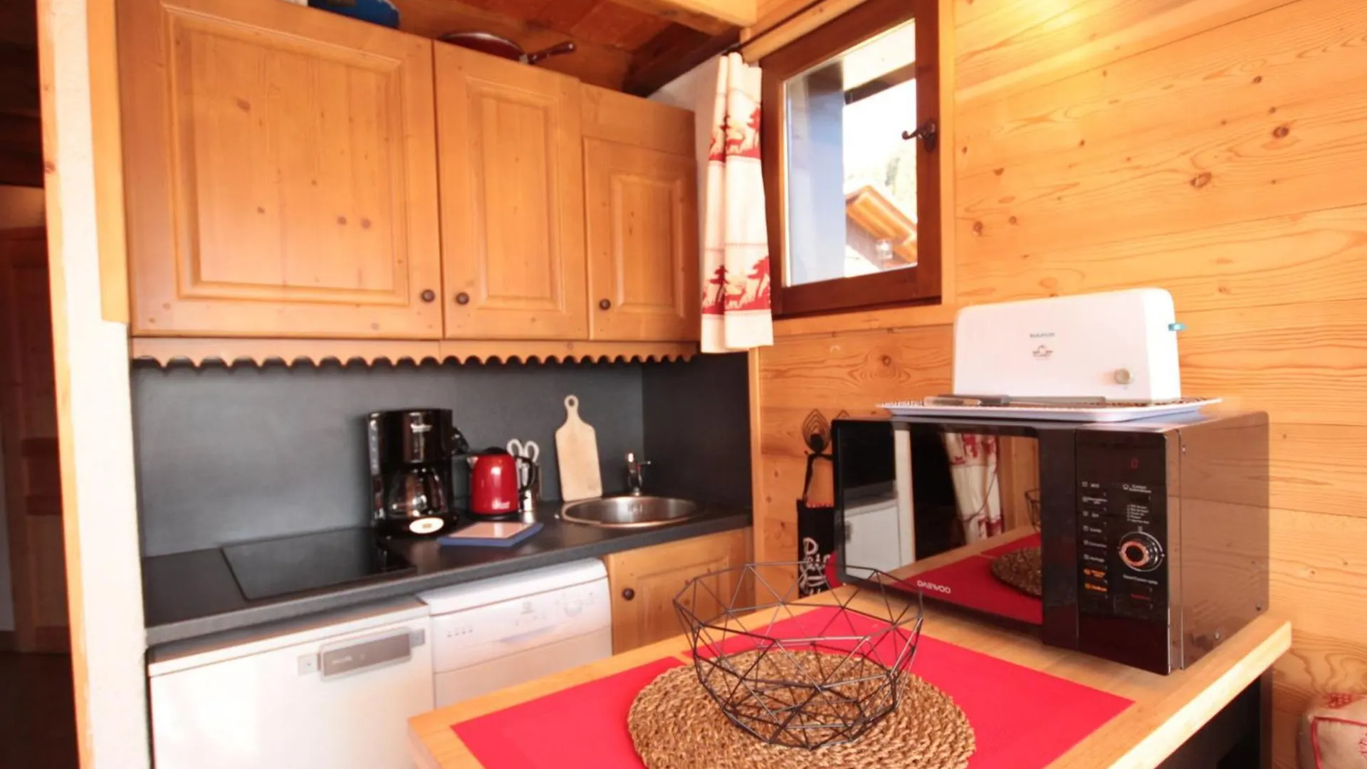 Appartement Aux Saisies, 5 Pers, 2 Ch, Balcon, Tv, Cuisine Equipee - Fr-1-293-205 Les Saisies Apartment